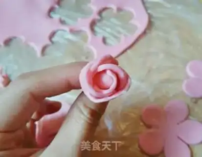 Make Rolling sugar double cake step 15
