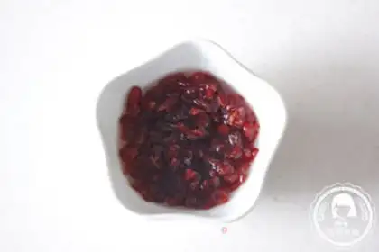 Make Cranberry cheese step 1