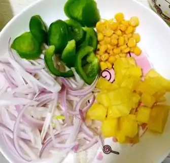 Make Seafood fruit and pizza step 3