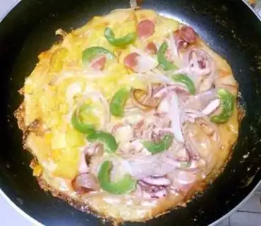 Make Seafood fruit and pizza step 8