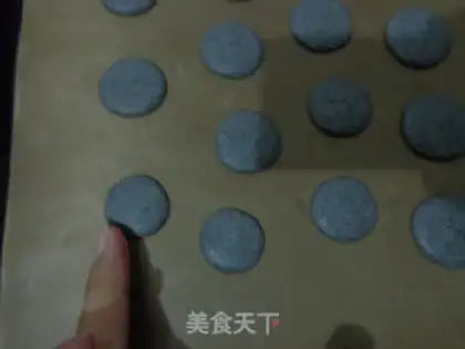 Make Black Sesame Macalon step 8