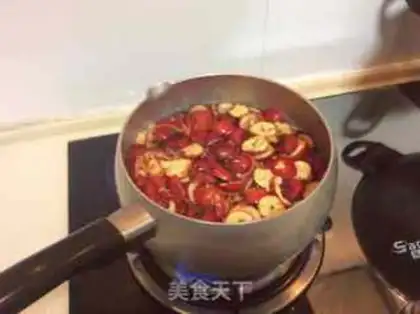 Make ♪ ♪ The sweet cranberry soup ♪ step 2