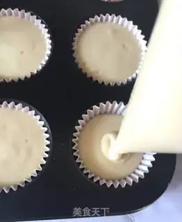 Make An orange sponge cake cup step 10