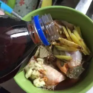 Make Coke chicken wings step 3