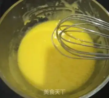 Make A red velvet fruit cake step 4