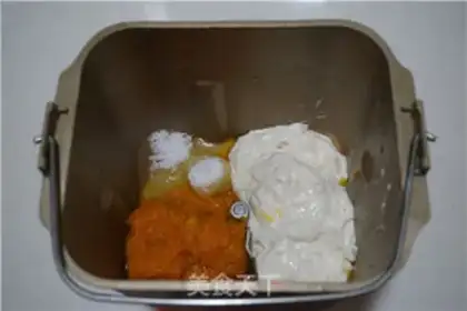 Make Old pumpkin bread step 2