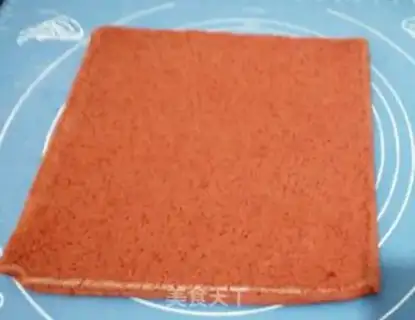 Make A red velvet fruit cake step 21