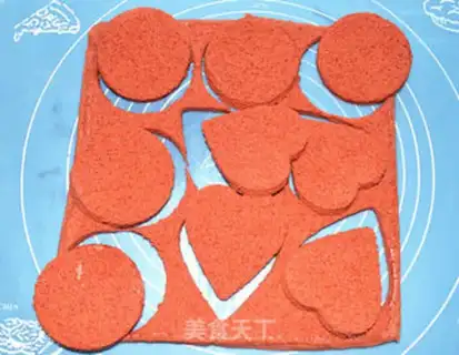 Make A red velvet fruit cake step 23