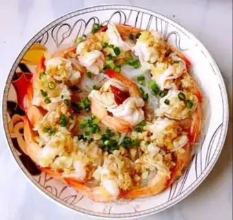 Make Gold and silver garlic fans steam shrimp step 6