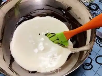 Make Blueberries with black cracks step 8