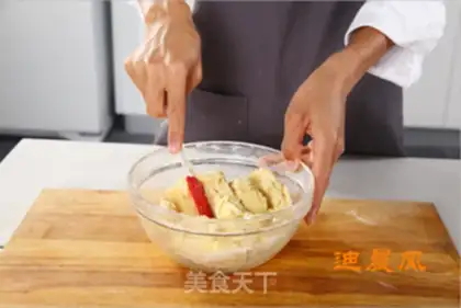 Make Bear crackers step 5