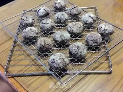 Make Blueberries with black cracks step 13
