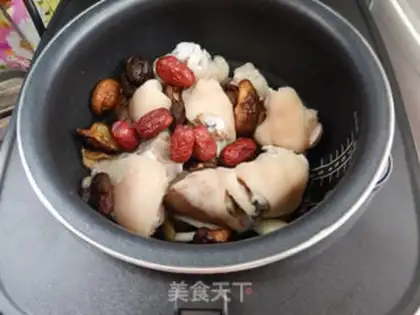 Make The mushroom pig hoof step 5