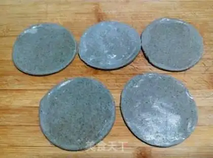 Make Five grains of greasy fish muffins step 7