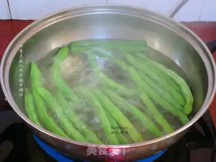 Make Ham and beans step 1