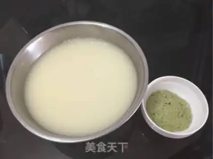 Make Homemade spinach step 1