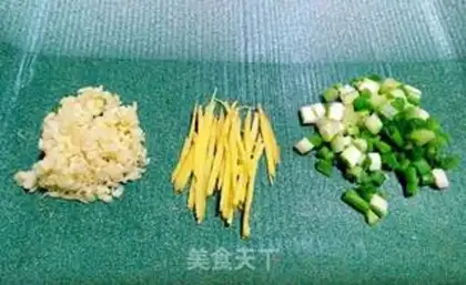 Make Garlic Dutch beans step 1