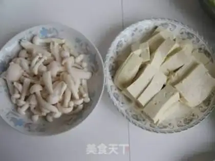 Make Pork-hot mushrooms, hot pot step 3