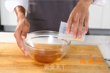 Make Lian Yuen Yuen step 1