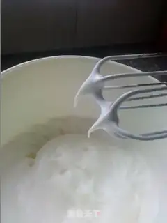 Make Frozen jam cake roll step 12