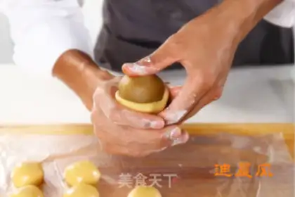 Make Lian Yuen Yuen step 9