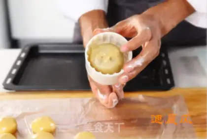Make Lian Yuen Yuen step 10