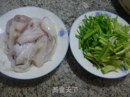 Make Celery fried squid step 0