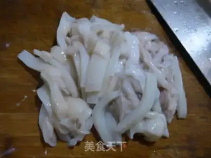 Make Celery fried squid step 1