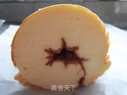 Make Frozen jam cake roll step 23