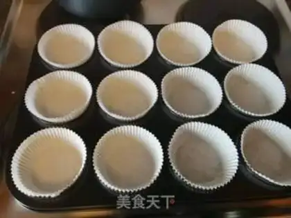 Make Apple muffins step 1