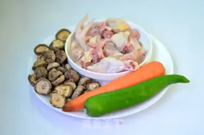 Make Carrot mushroom chicken step 0