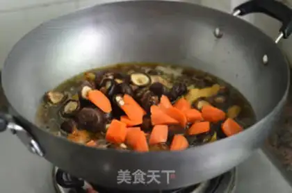 Make Carrot mushroom chicken step 7