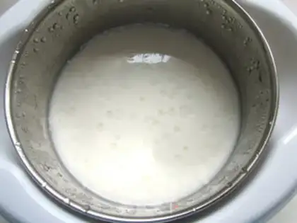 Make Homemade sour yogurt step 1
