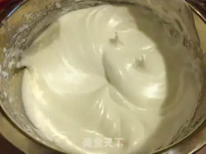 Make Coco Strawberry Cake roll step 5