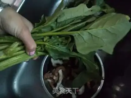Make Spinach mushrooms step 0