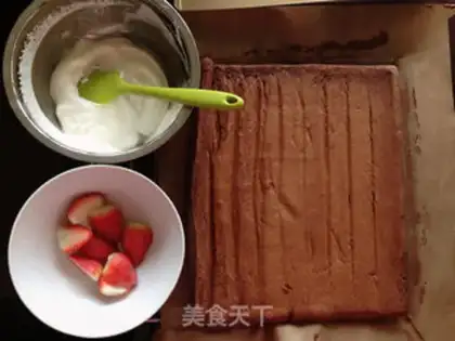Make Coco Strawberry Cake roll step 10