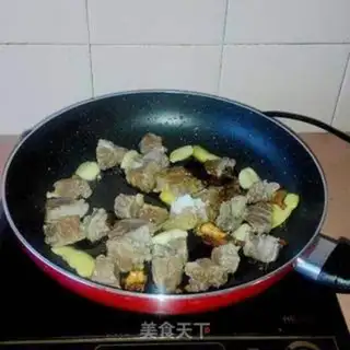 Make Red roasted cow noodles step 4