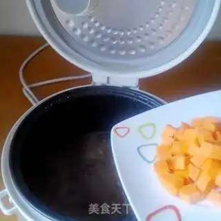 Make Red roasted cow noodles step 6