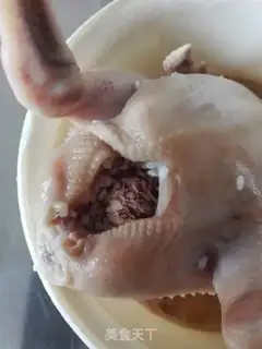Make Chicken soup with red dates step 3