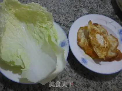 Make The cabbage boils eggs step 0