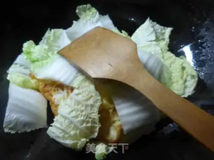 Make The cabbage boils eggs step 3