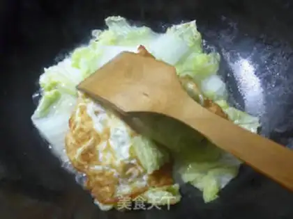 Make The cabbage boils eggs step 5