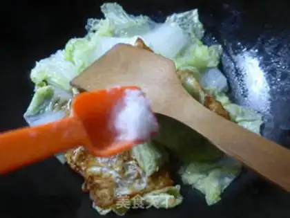 Make The cabbage boils eggs step 8