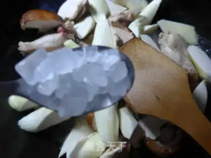 Make Frozen chicken wings of mushrooms step 6