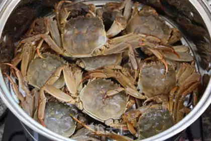 Make Dry steam crabs step 1