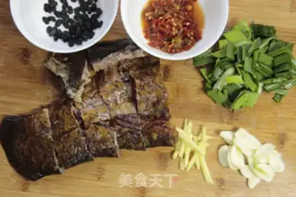 Make Pepper choppers, fish step 1