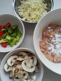 Make Curry chicken pizza step 5
