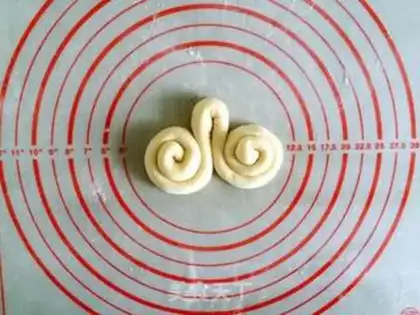 Make Butterfly roll step 5