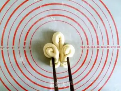 Make Butterfly roll step 6
