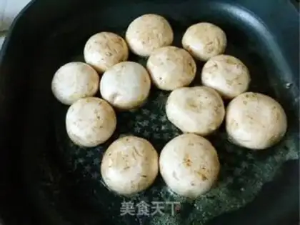 Make Fried mouth mushrooms step 2